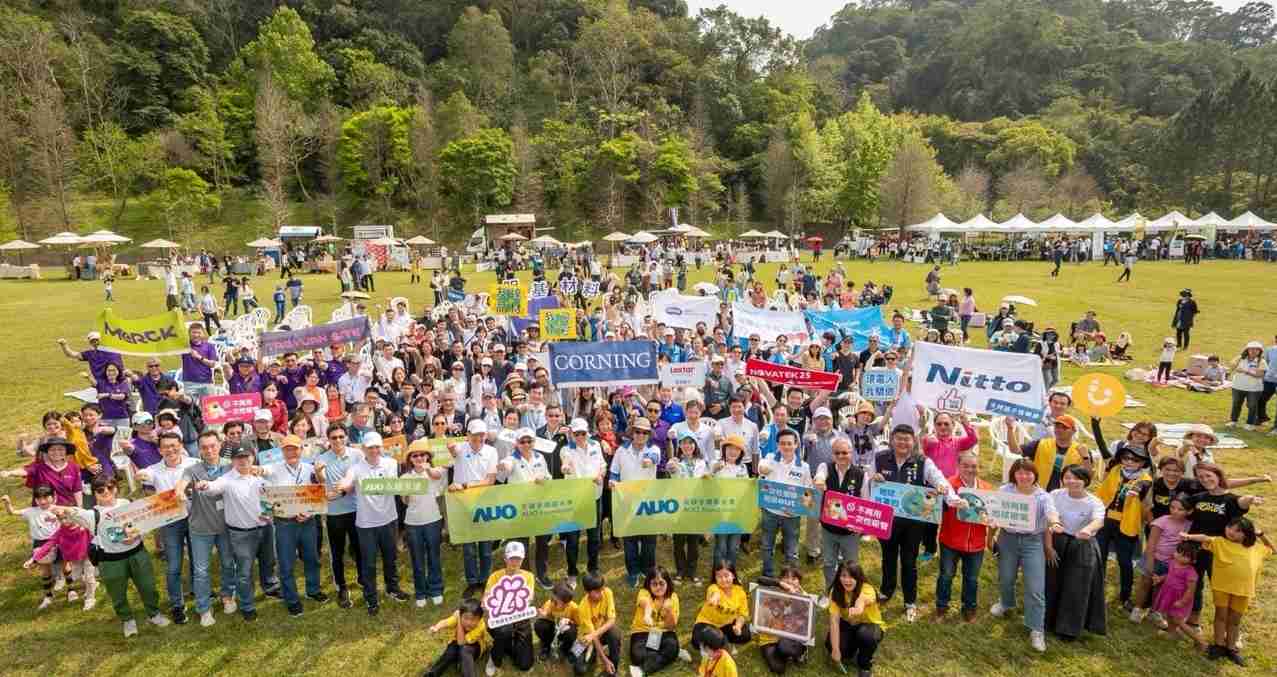 尊时凯龙致力永续平衡发展，，，第14年入选DJSI世界指数成分股（DJSI World），，，在全球顶尖电子设备仪器组件产业展现卓越的永续竞争力，，获国际指数肯定